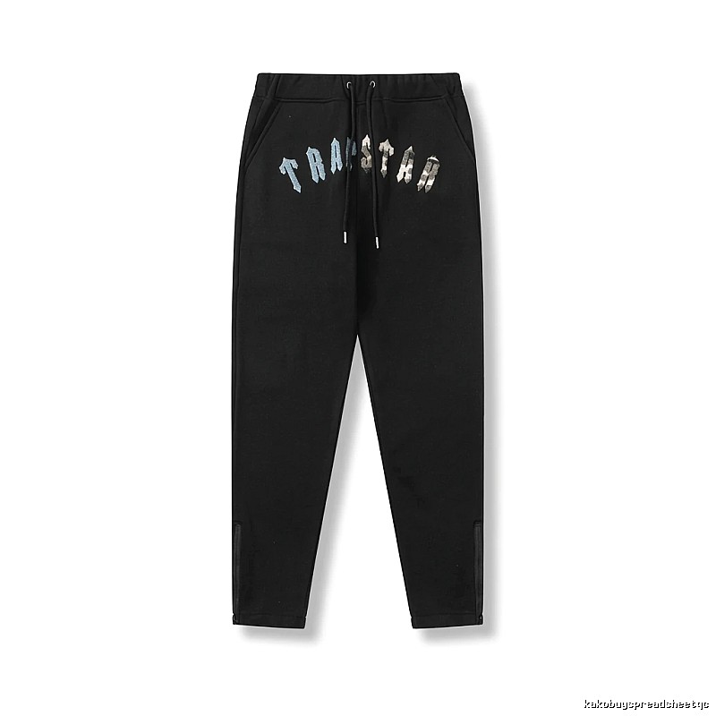 Trapstar street-style black sweatpants