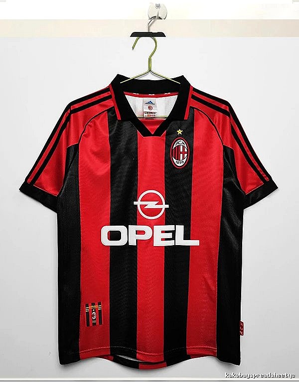 AC Milan Daily Retro soccer jersey Red Black Striped for City Outfits