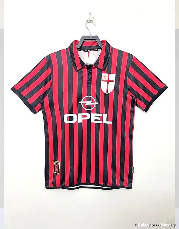 AC Milan Resort Retro soccer jersey Red Black Striped for Travel Looks