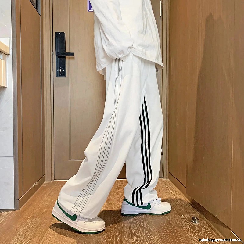 Adidas Daily Track pants Black Relaxed Three for City Outfits