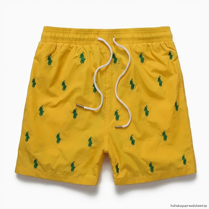 Classic-style yellow shorts of Ralph Lauren