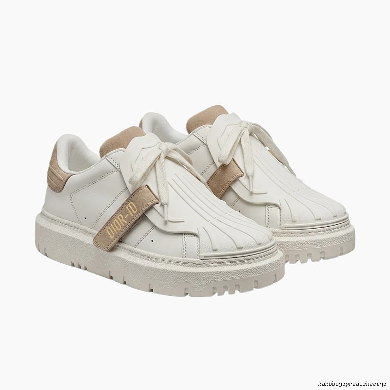Dior's trendy and cool white sneakers.