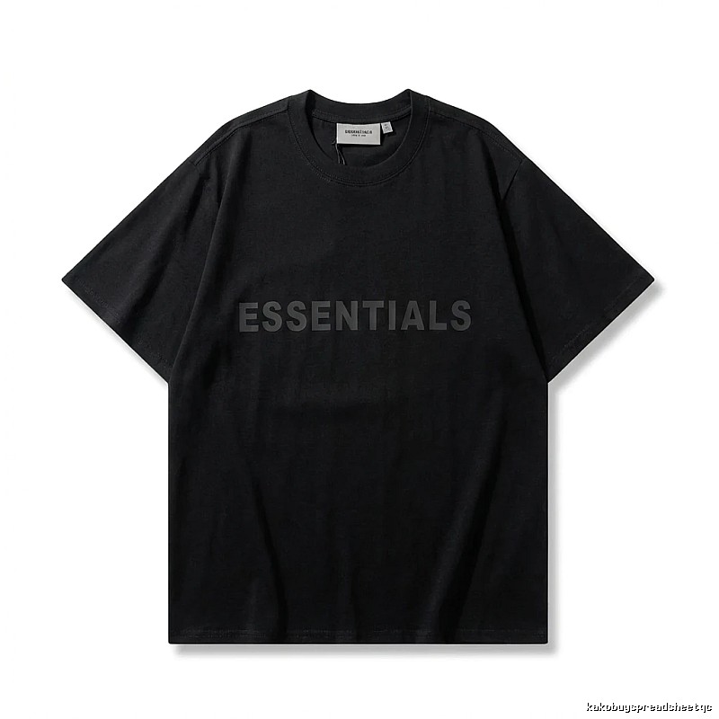 ESSENTIALS minimalist style black T-shirt