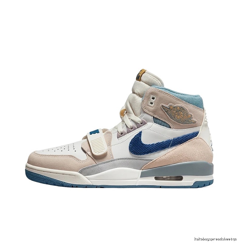 Jordan retro blue and white sports shoes