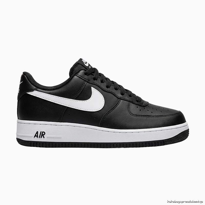 Nike Air Force 1 black and white trendy sneakers