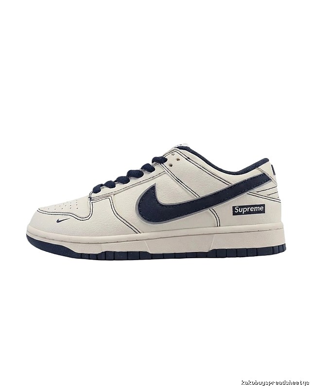 Nike Dunk Low black-and-white minimalist style skate shoes