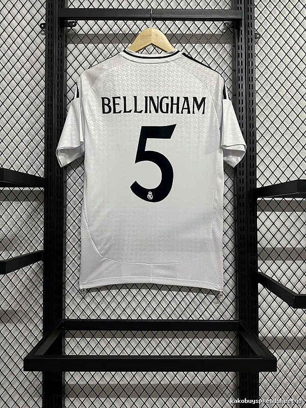 Real Madrid Daily Home soccer jersey White Real Madrid for City Outfits Select Edition