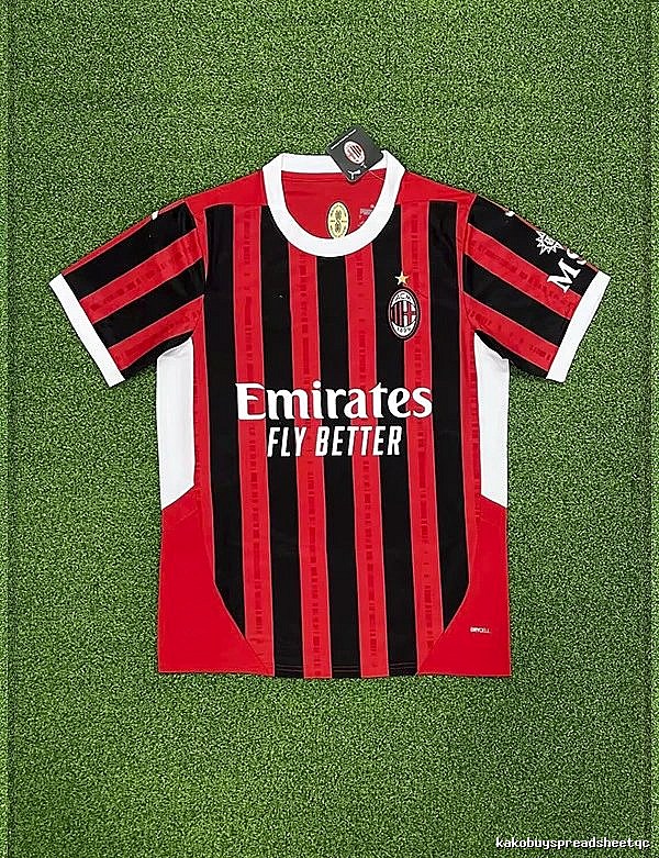 Real Madrid Relaxed Home soccer jersey White Real Madrid with Designer-Inspired Detail
