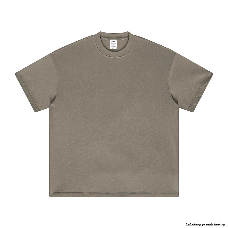 Streetwear Plain white T-shirt Minimal White Short with Logo Accent