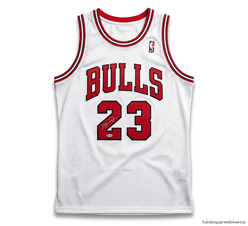 The classic white jersey of the Michael Jordan