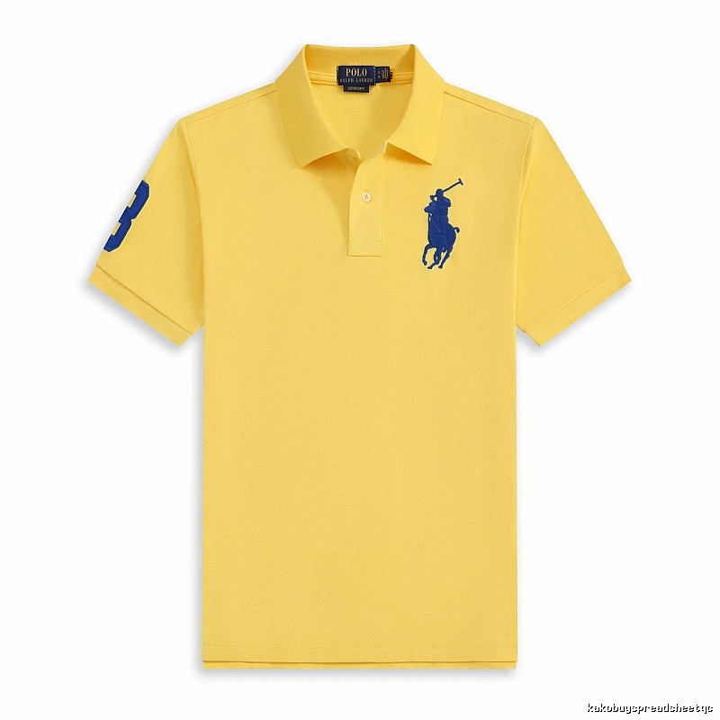 The classic yellow shirt of Ralph Lauren Polo.