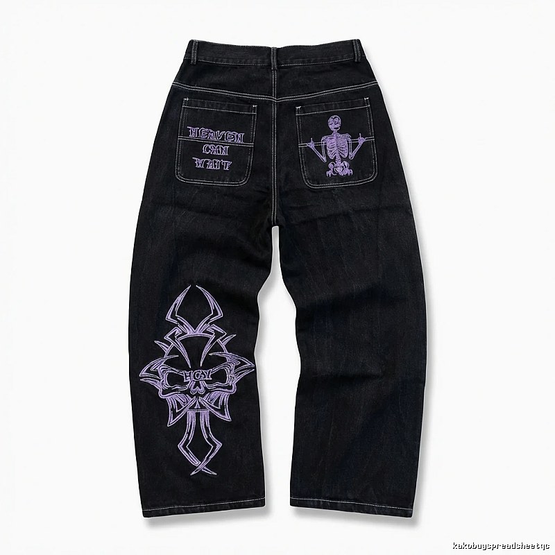 Y2K-style black trendy and cool jeans